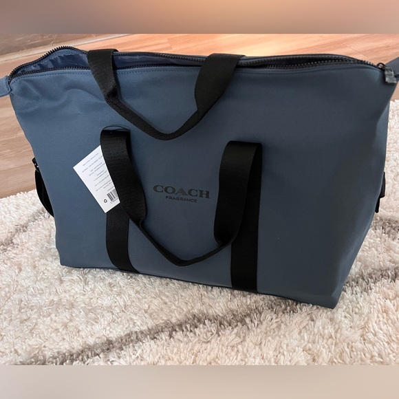 COACH- Fragrance Tote Bag / Weekender Duffel Travel Sports NWT - Picture 9 of 13